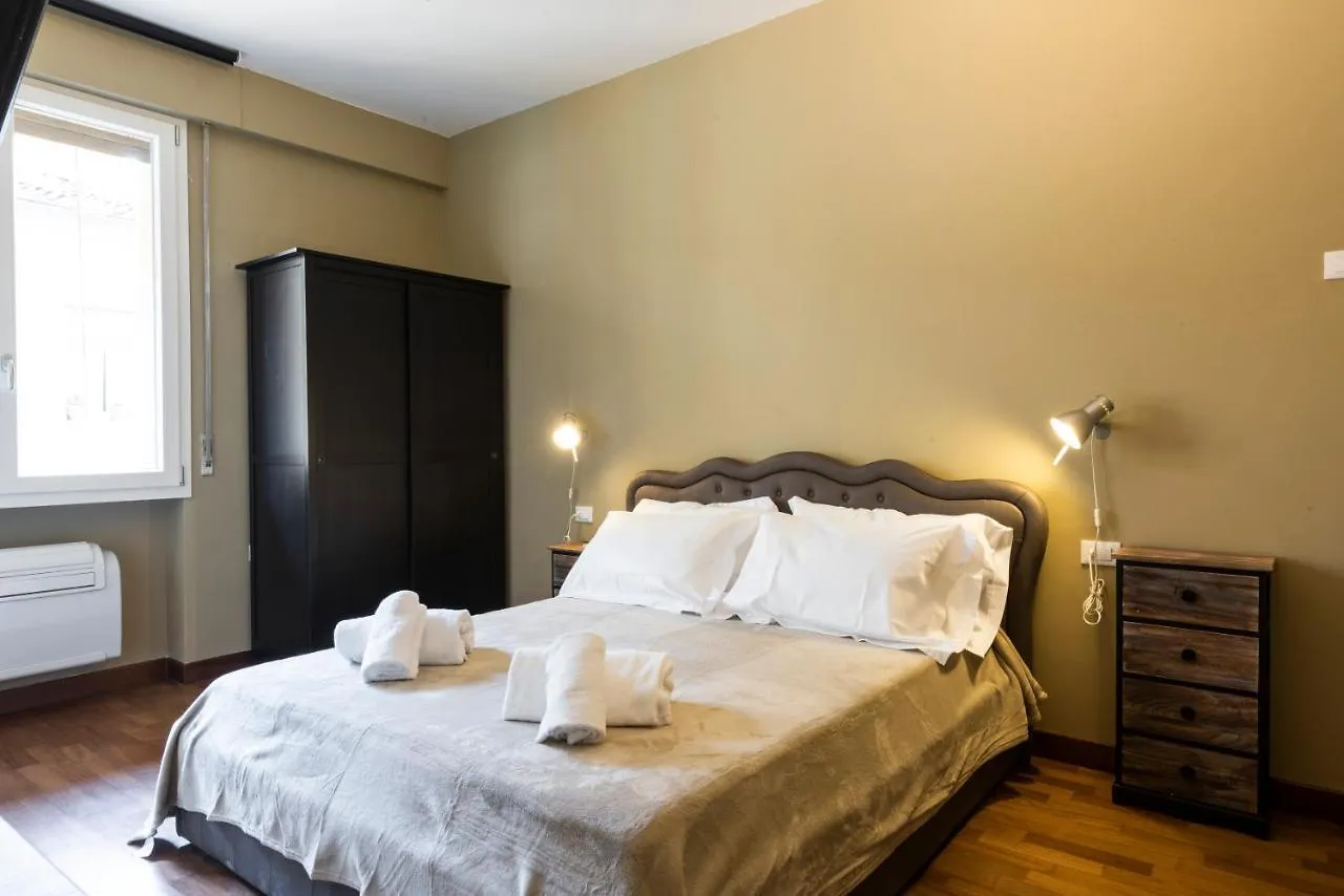 Borgo San Jacopo Suite Floransa 0*,  İtalya